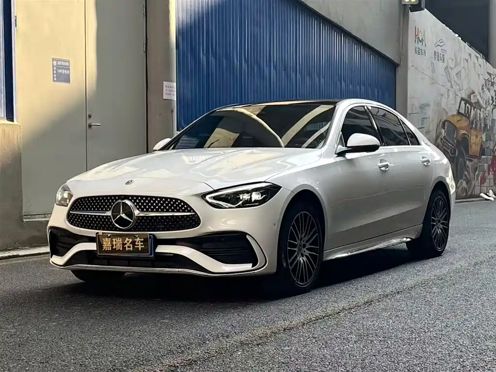 Mercedes-Benz C-Class 2023