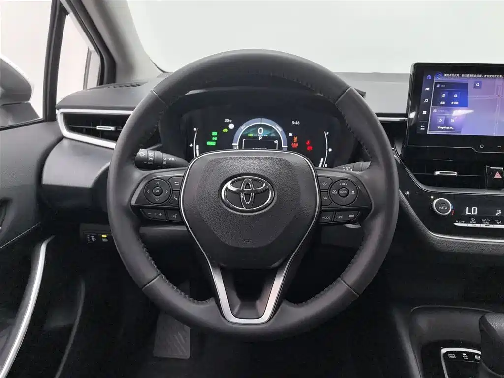 Toyota Corolla 2025 — фото 11