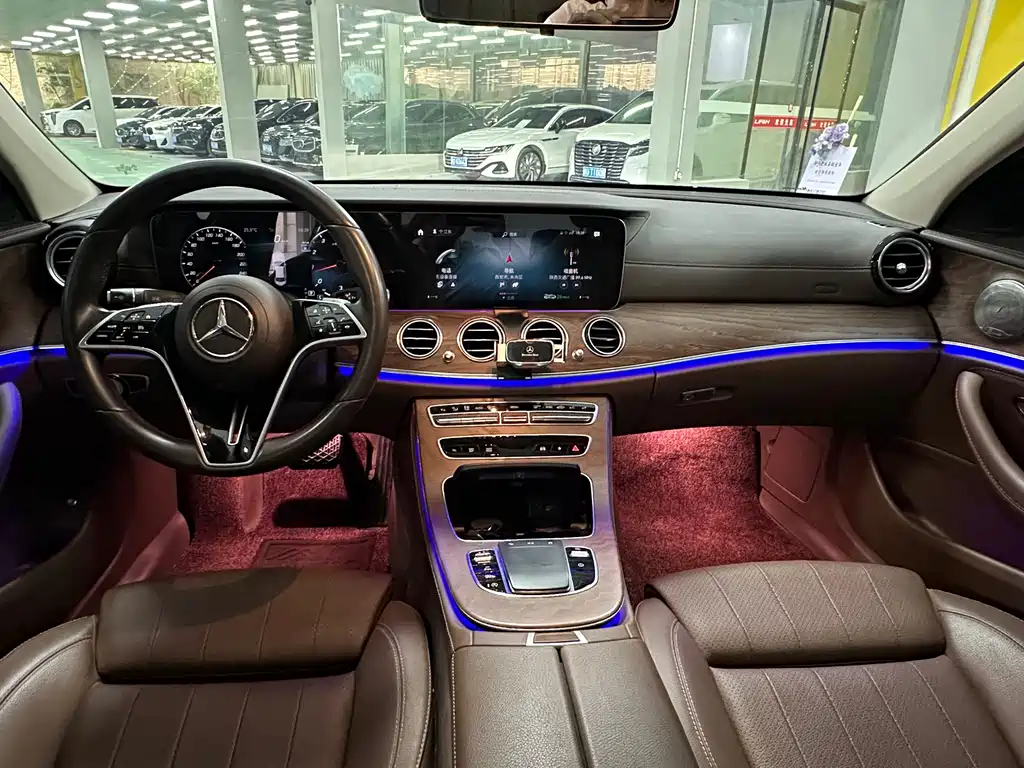 Mercedes-Benz E-Class 2023