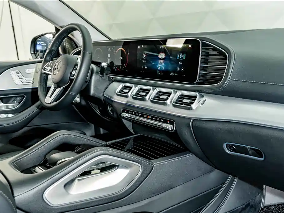 Mercedes-Benz GLE Coupe 2023 — фото 19
