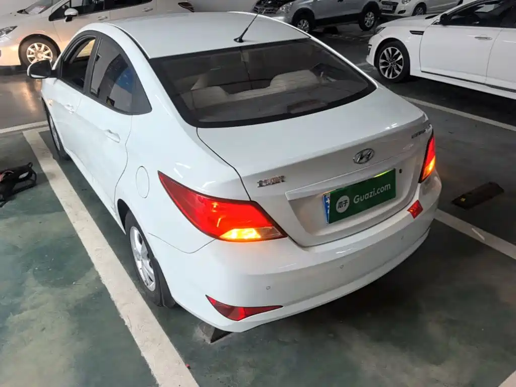 Hyundai Verna 2016