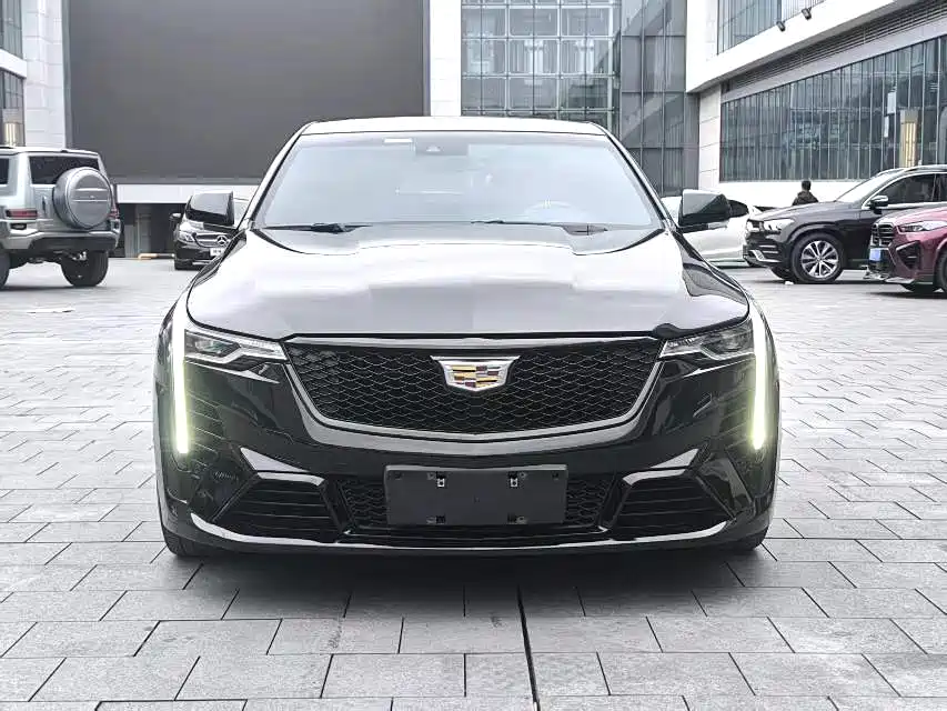 Cadillac CT4 2021 — фото 2