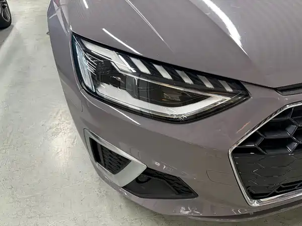 Audi A4L 2021