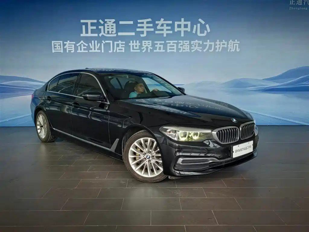 BMW 5 Series 2019 — фото 3