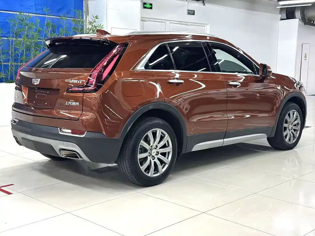 Cadillac XT4 2018 — фото 4