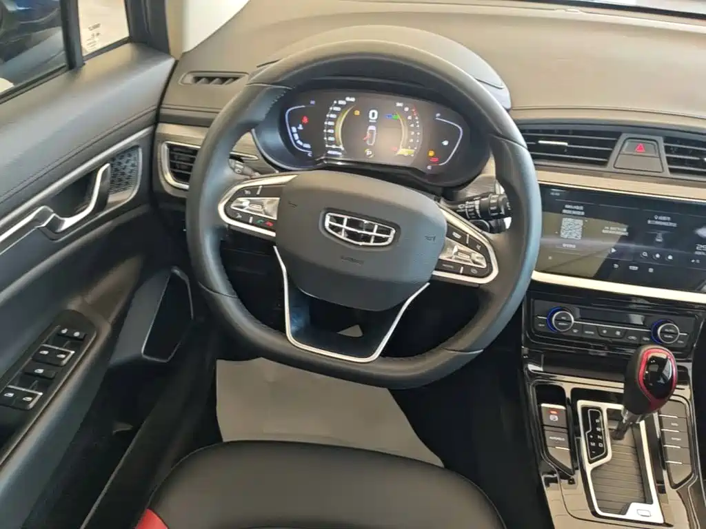 Geely Emgrand GS 2020 — фото 11