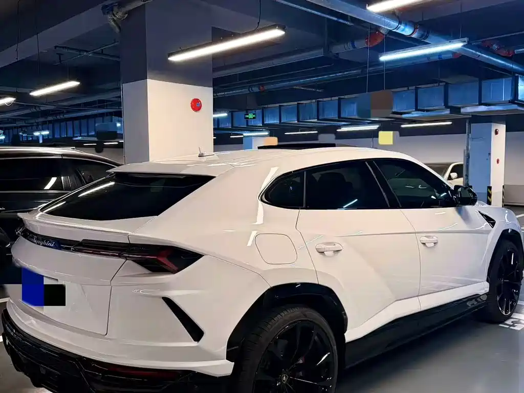 Lamborghini Urus 2022 — фото 2