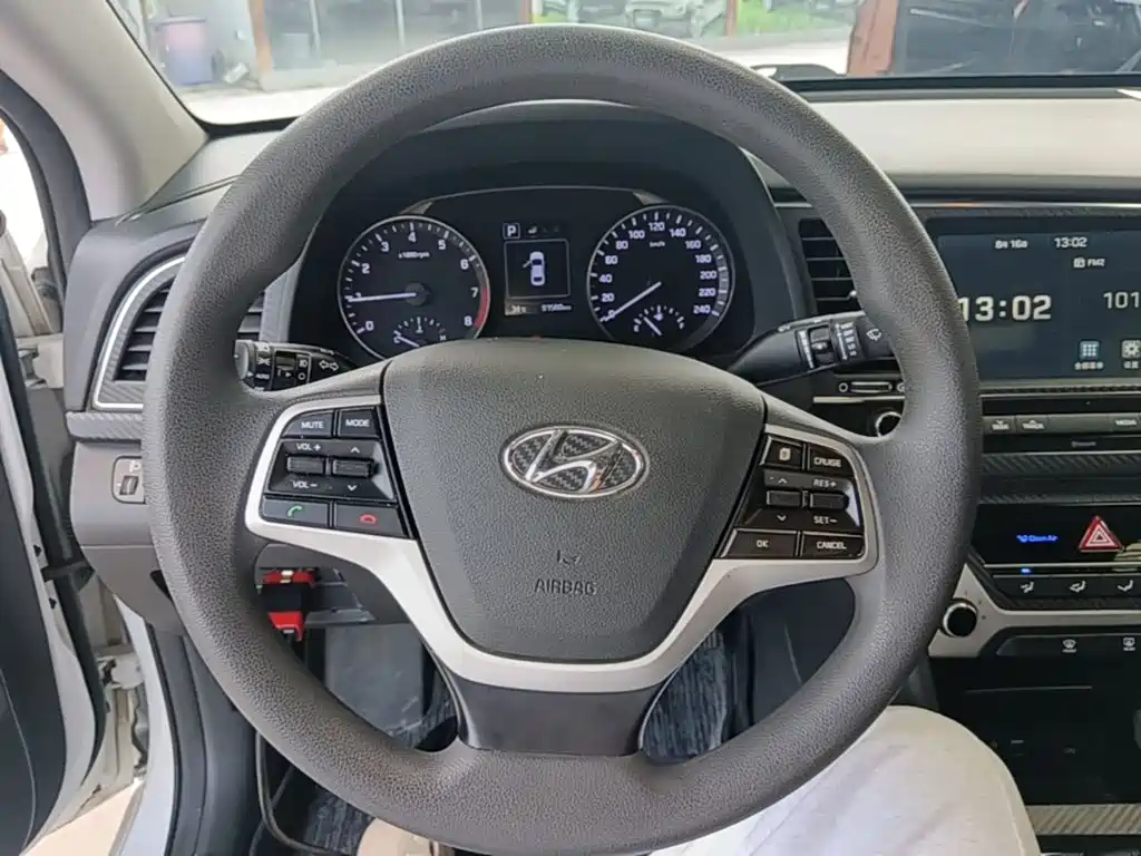 Hyundai Celesta 2018 — фото 11