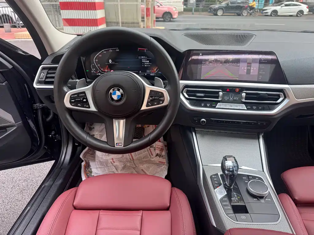BMW 3 Series 2021 — фото 19