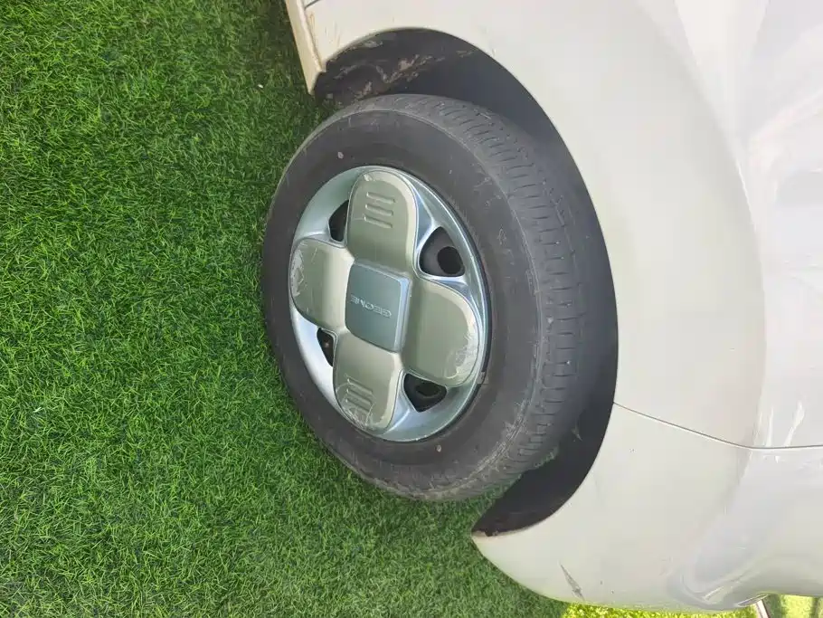 Geely Galaxy Panda 2023