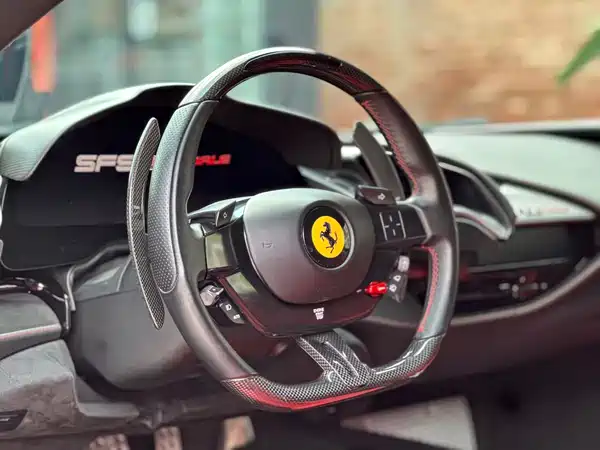 Ferrari SF90 2022