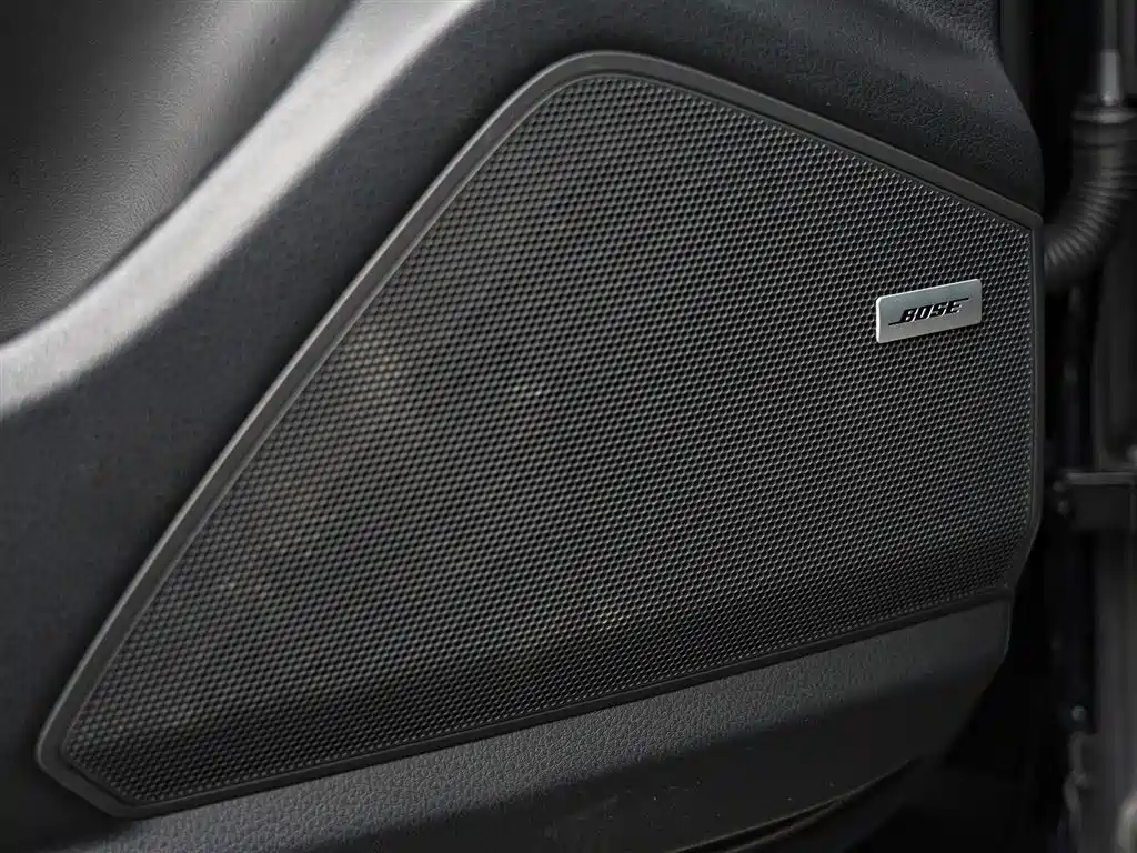 Porsche Cayenne 2020 — фото 11