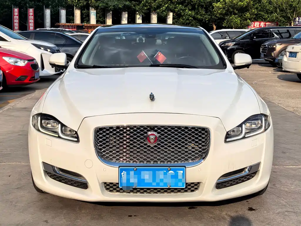 Jaguar XJ 2017