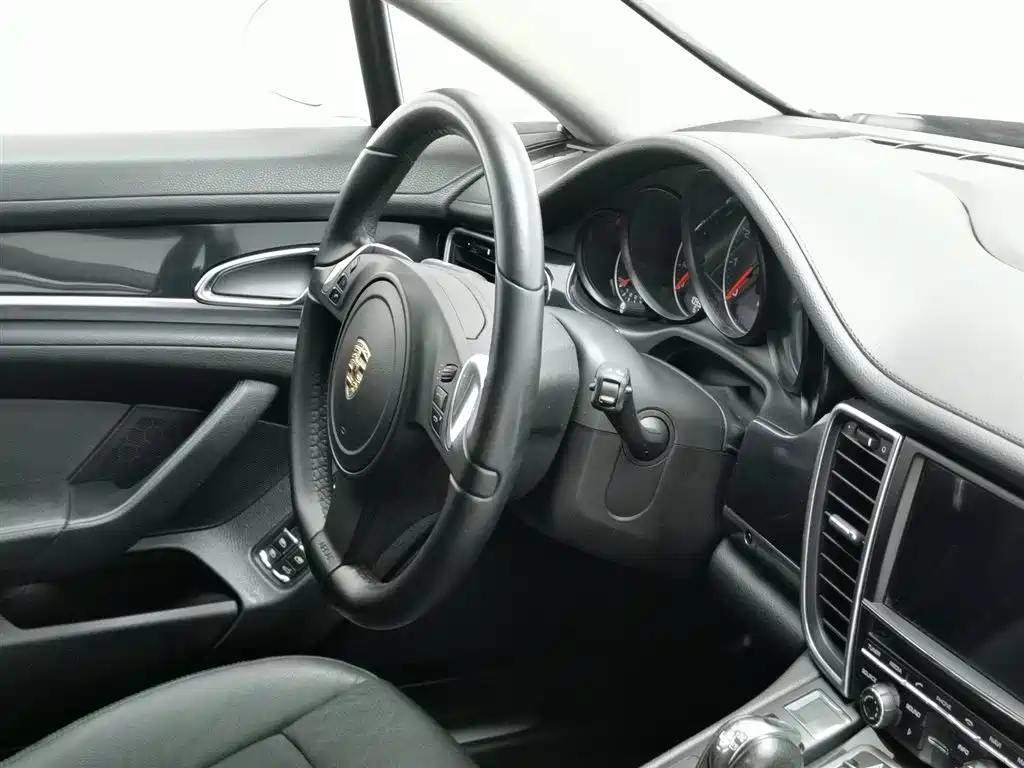 Porsche Panamera 2012 — фото 22