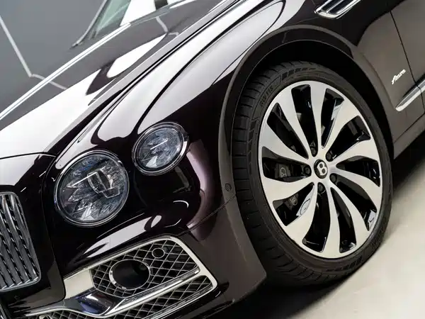 Bentley Flying Spur 2023