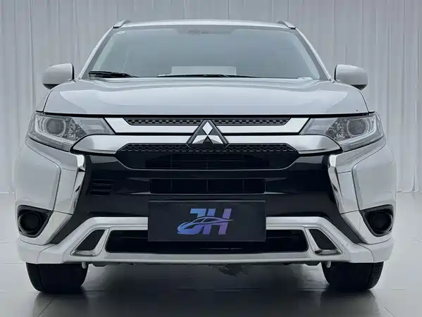 Mitsubishi Outlander 2022