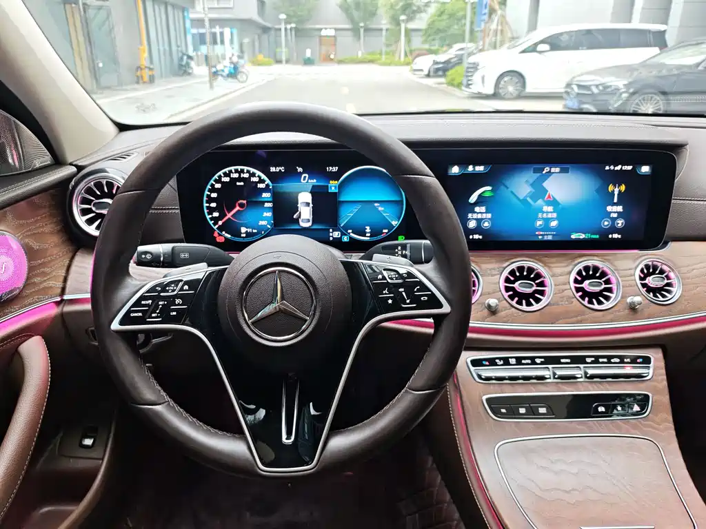 Mercedes-Benz E-Class 2023