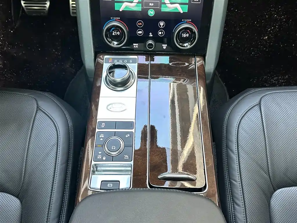 Land Rover Range Rover 2020 — фото 15