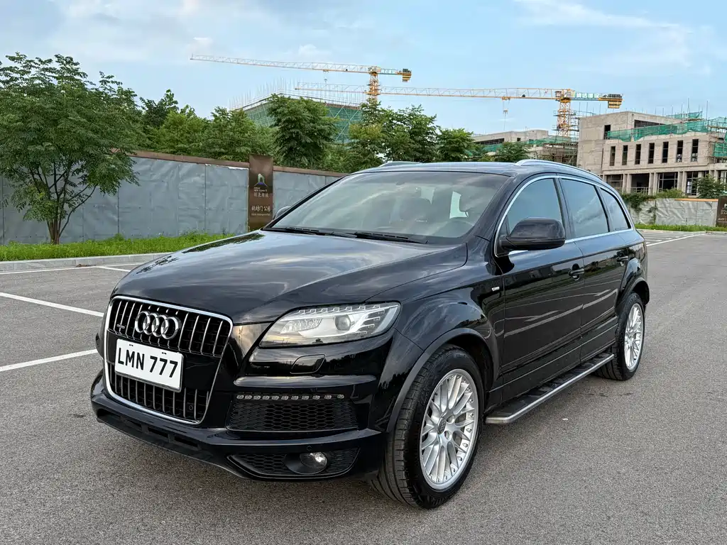 Audi Q7 2011
