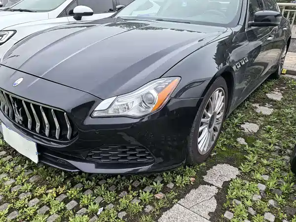 Maserati Quattroporte 2014