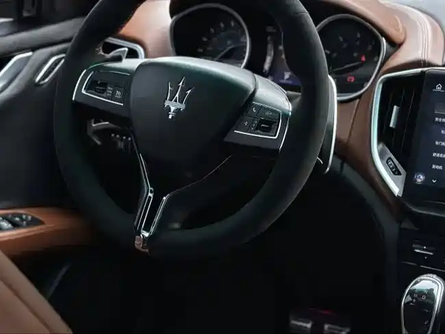 Maserati Ghibli 2014 — фото 8