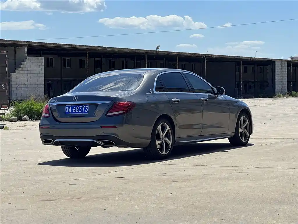 Mercedes-Benz E-Class 2018 — фото 4