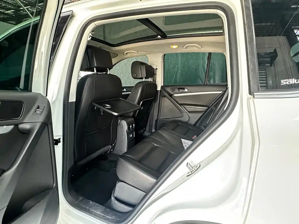 Volkswagen Tiguan 2015 — фото 9