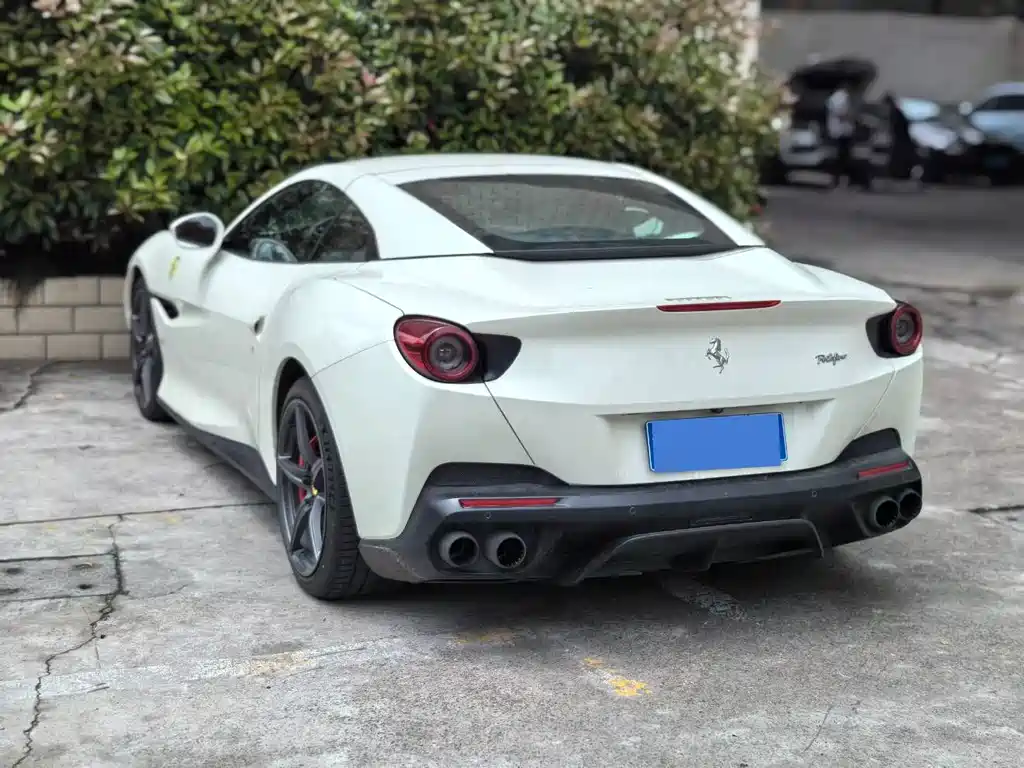 Ferrari Portofino 2019 — фото 33