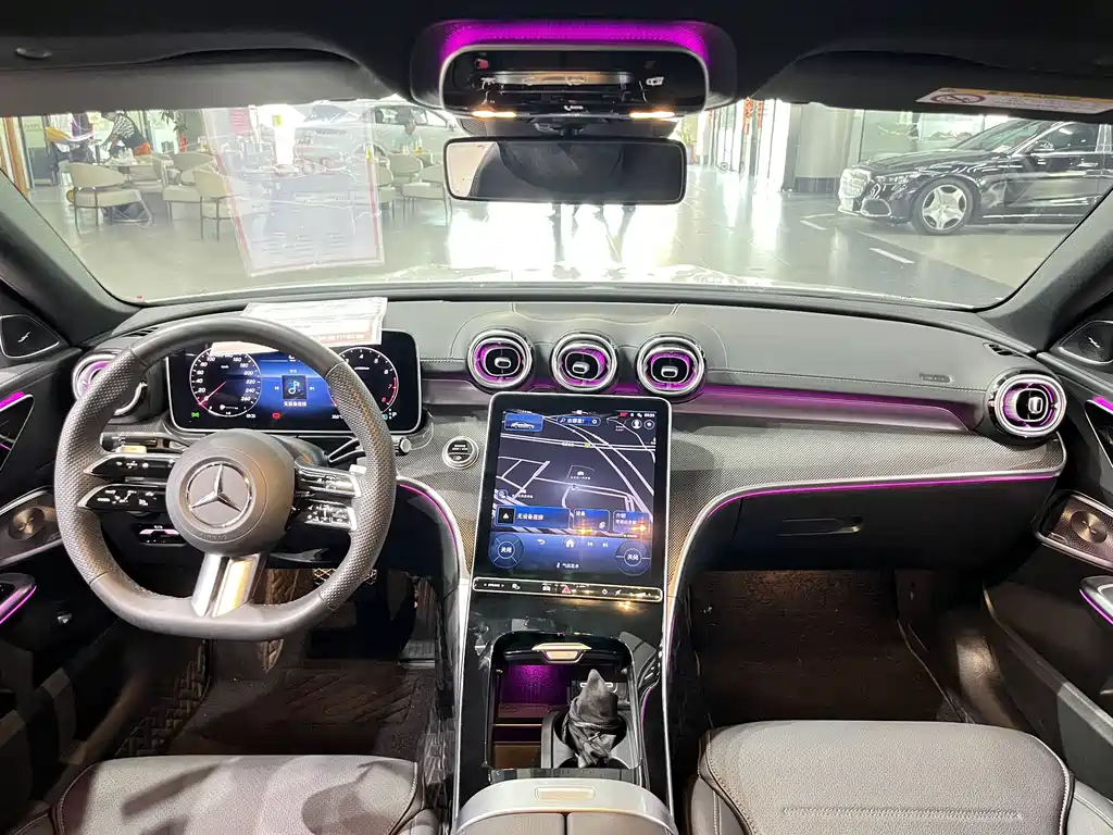 Mercedes-Benz C-Class 2024