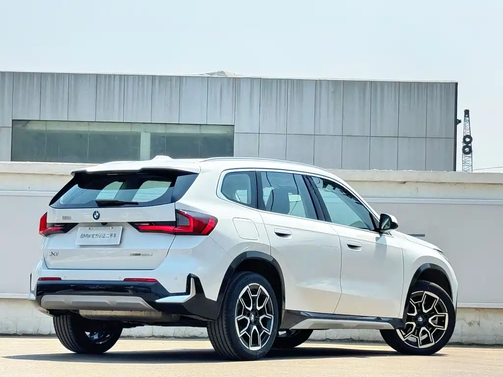 BMW X1 2025