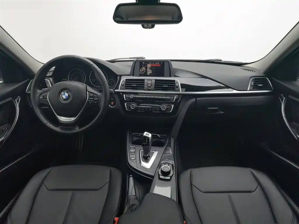 BMW 3 Series 2017 — фото 5