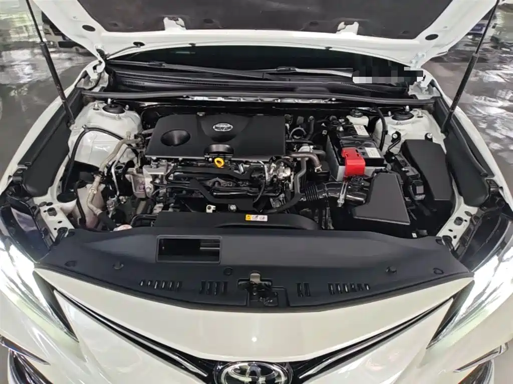 Toyota Camry 2022 — фото 20