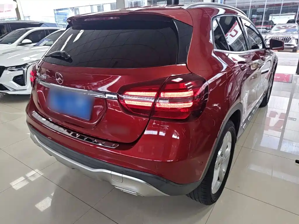 Mercedes-Benz GLA 2018
