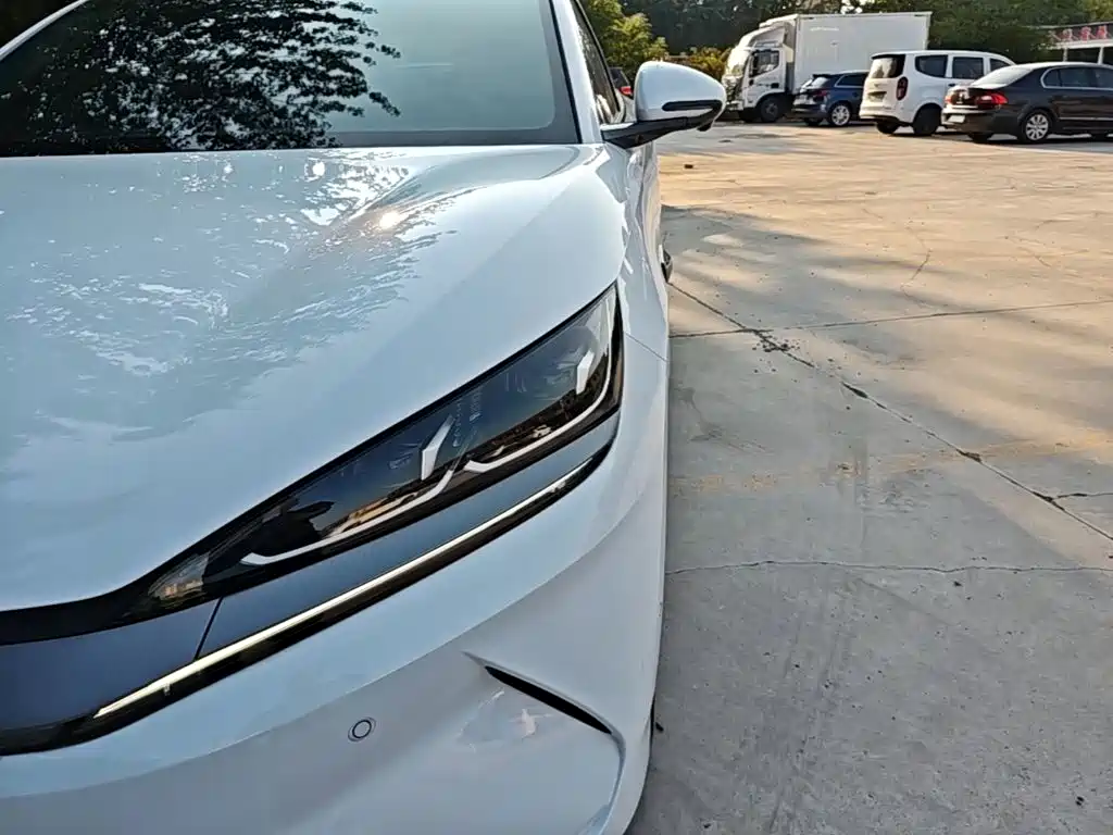 BYD Qin L 2025 — фото 24
