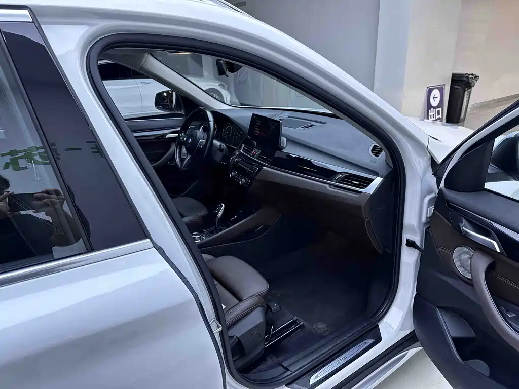 BMW X1 2022 — фото 11