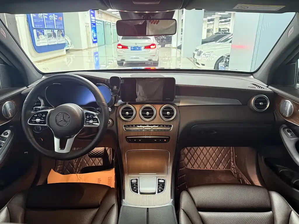 Mercedes-Benz GLC 2020 — фото 10