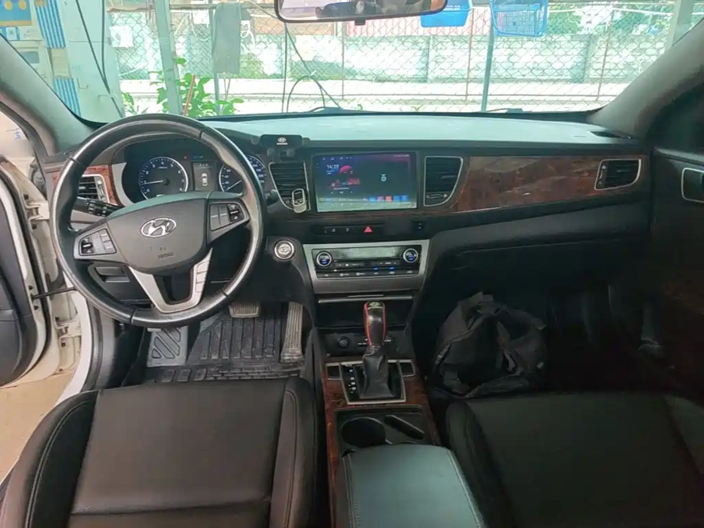 Hyundai Mistra 2015 — фото 10