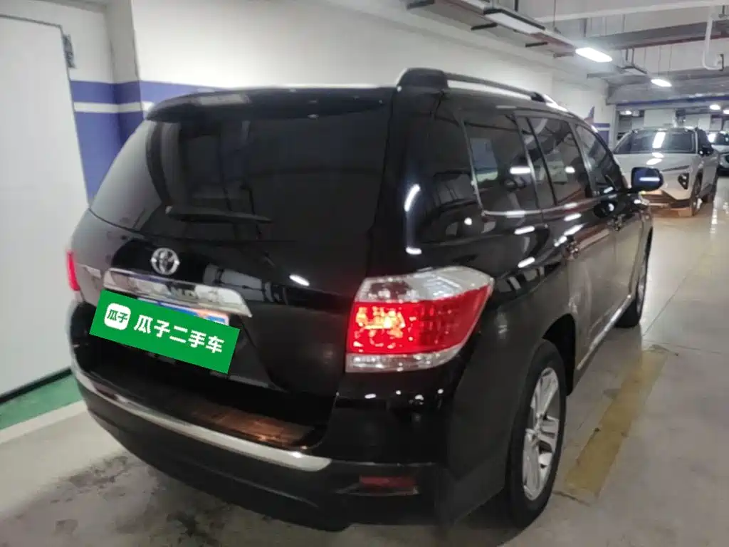 Toyota Highlander 2015 — фото 7