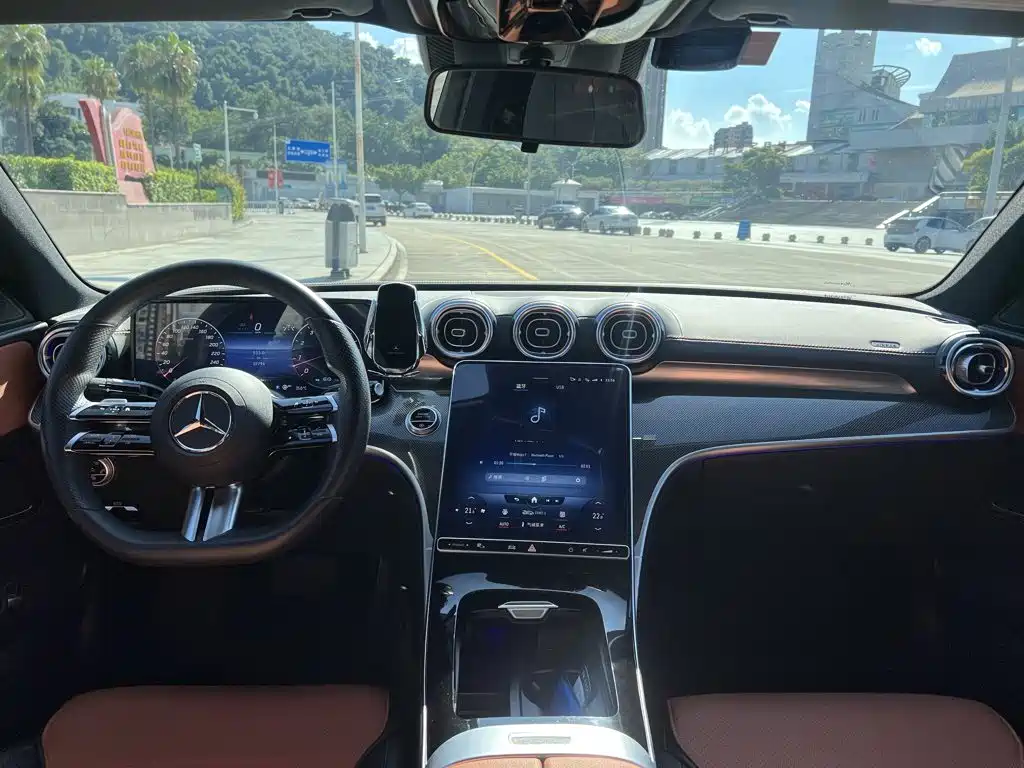 Mercedes-Benz C-Class 2022
