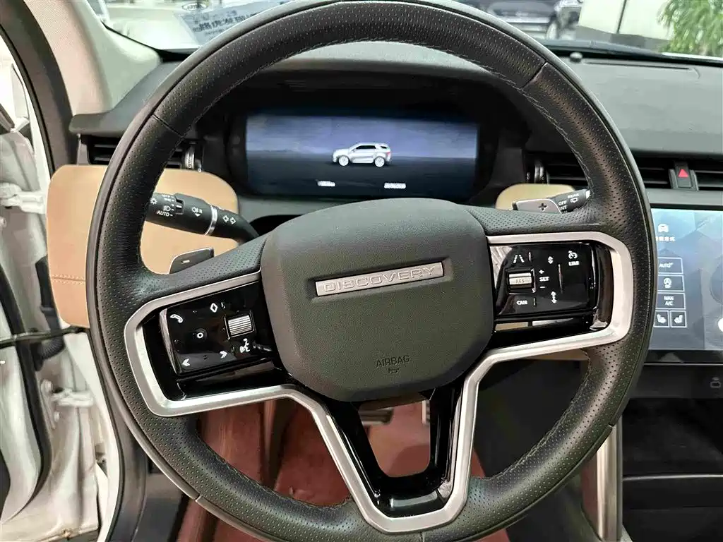 Land Rover Discovery Sport 2025 — фото 12