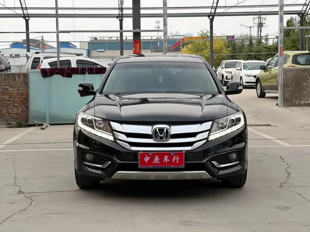 Honda Crosstour 2016 — фото 2