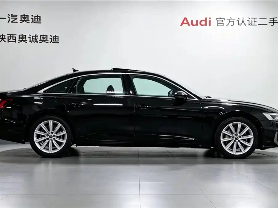 Audi A6L 2022