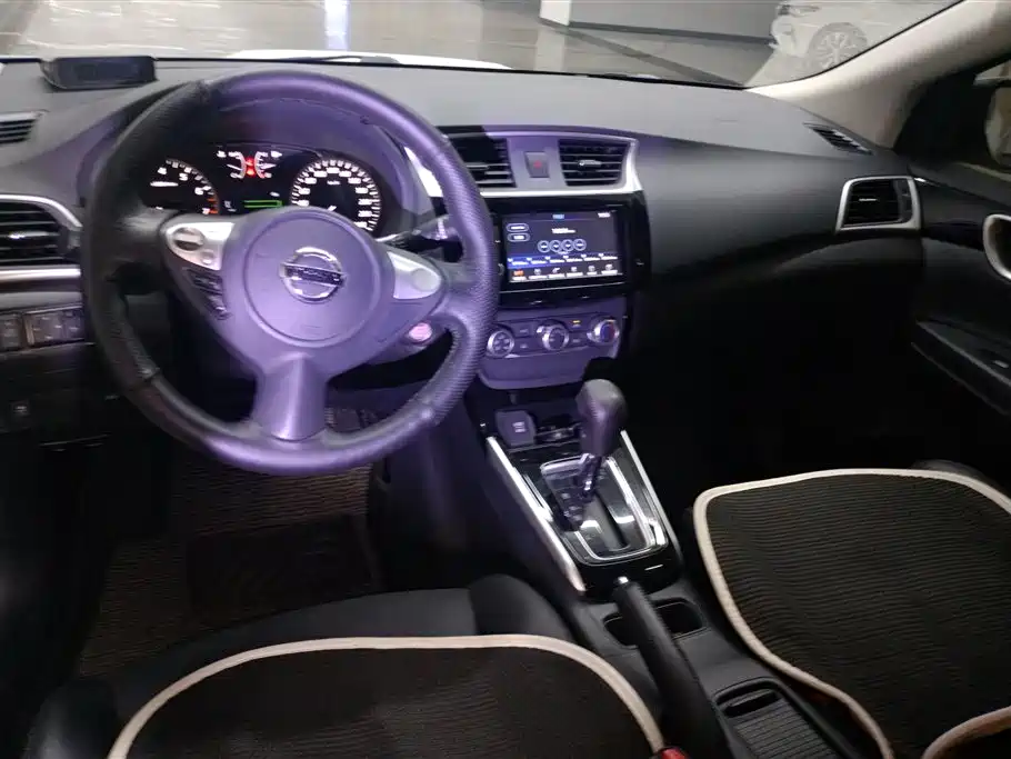 Nissan Sylphy 2017 — фото 12