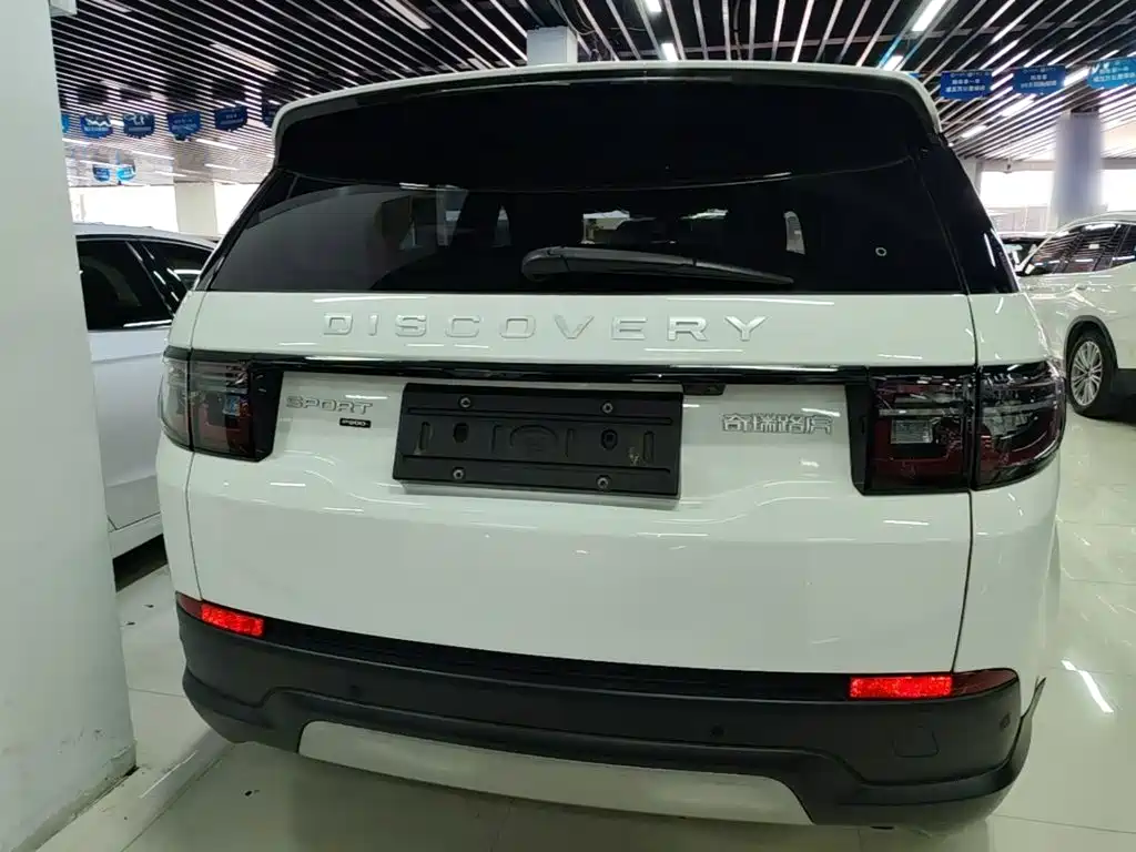 Land Rover Discovery Sport 2021 — фото 6