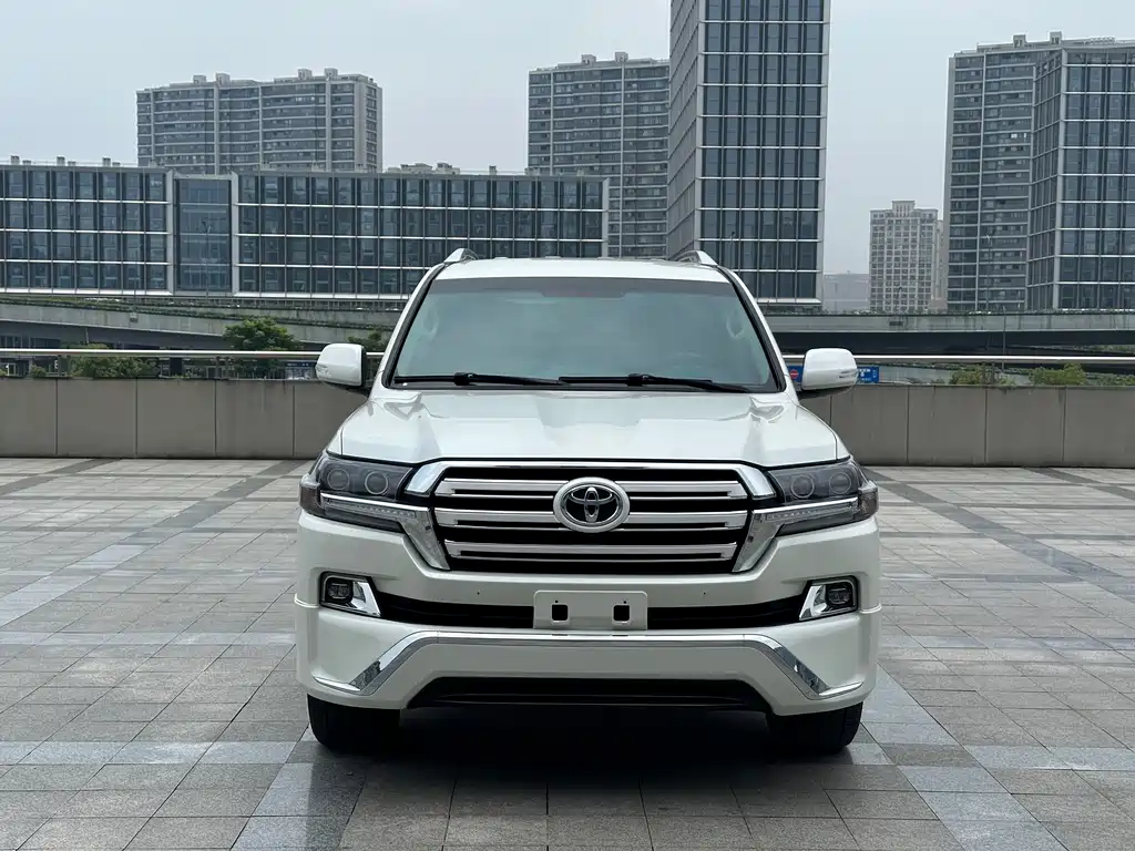 Toyota Land Cruiser 2016 — фото 2