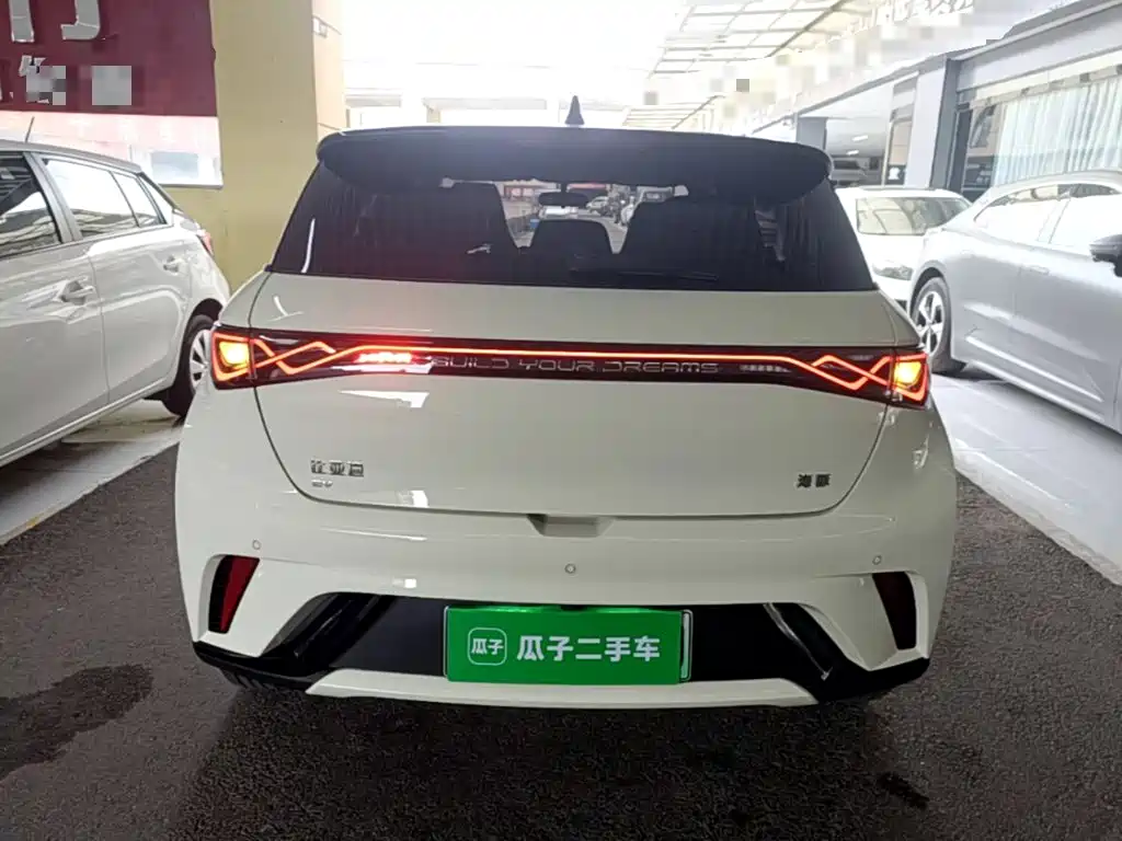 BYD Dolphin 2024