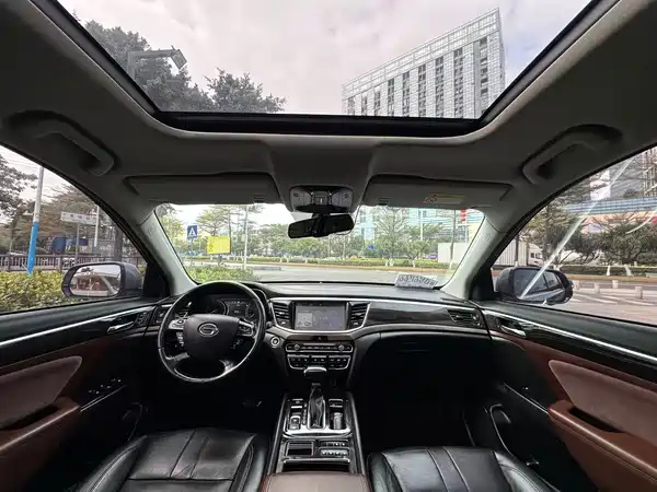 GAC Trumpchi GS8 2017