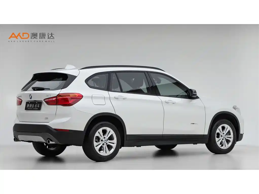 BMW X1 2017 — фото 3