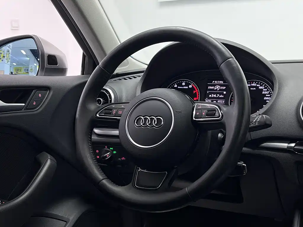Audi A3 2016 — фото 21