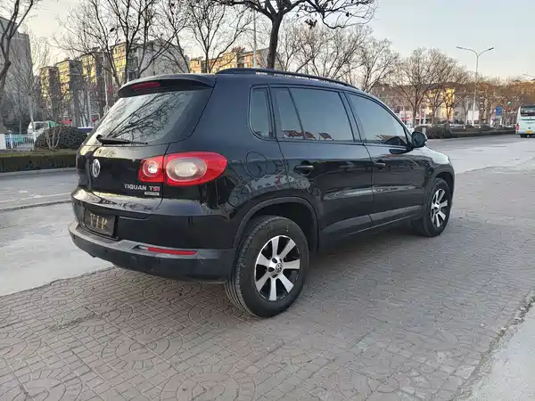 Volkswagen Tiguan 2012
